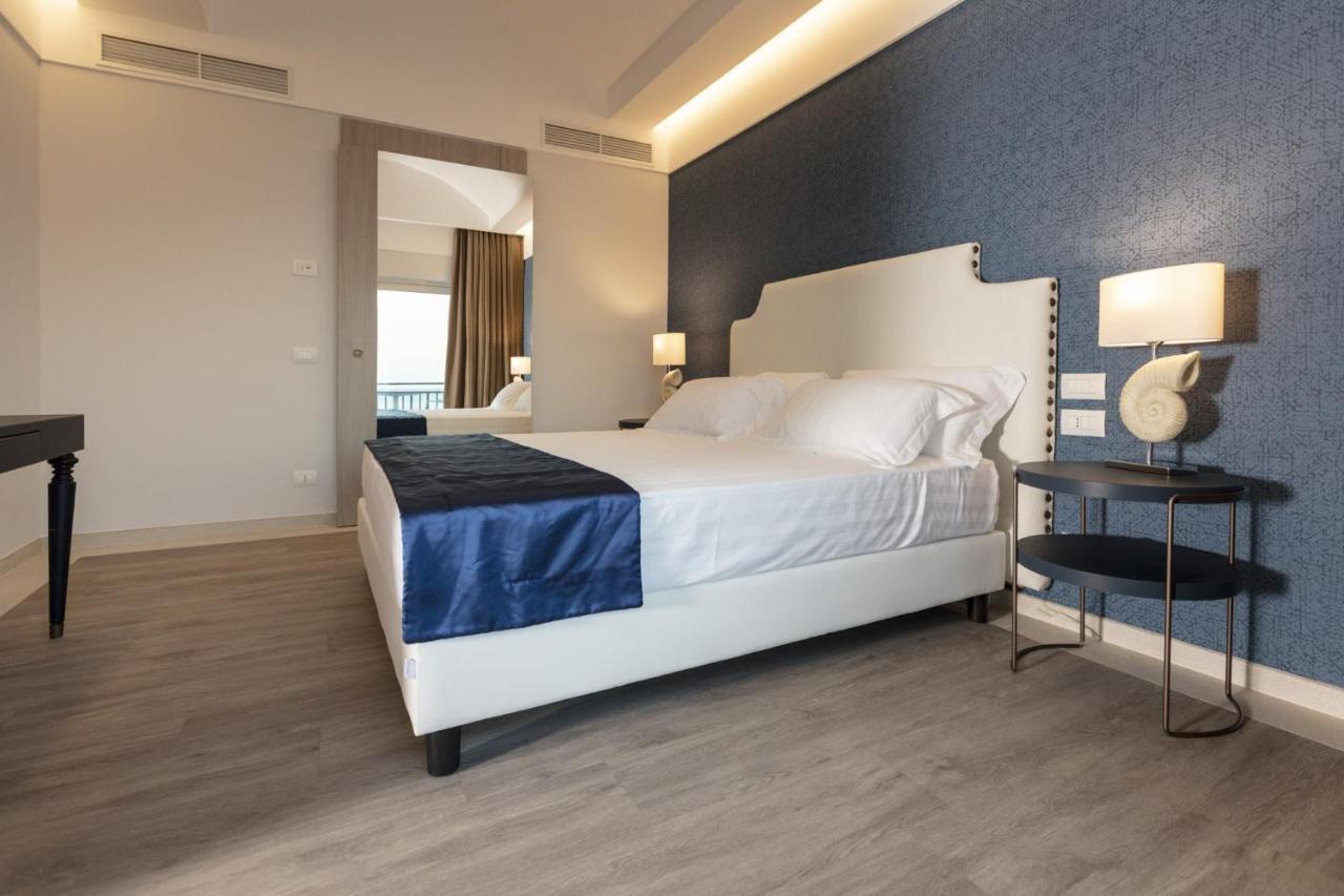 Hotel Summit 4*
